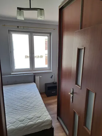 Wynajmę mieszkanie 47m2 z garażem bez pośredników - miniatura 5