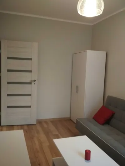 Mieszkanie 3 oddziele pokoje ul. Konstruktorska - miniatura 4