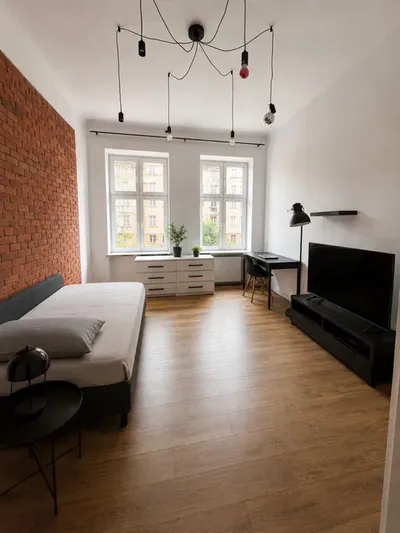 3-pokojowe mieszkanie na wynajem, centrum Krakowa - miniatura 2