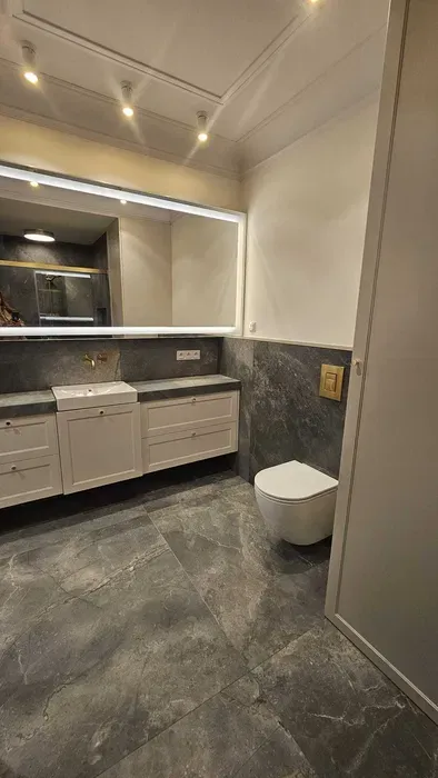 Luksusowy apartament w centrum ul. Staszica 3 A z 2 miejsc. park. - miniatura 5
