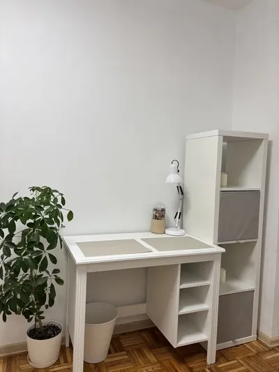 Pokój na Ochocie – świeżo po remoncie, blisko WUM - miniatura 3
