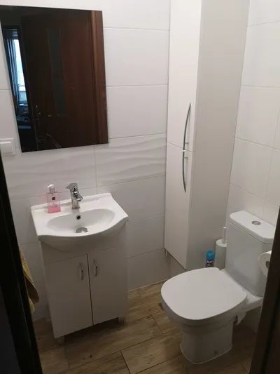 Do wynajecia Mieszkanie 3 pokojowe (2 sypialnie + salon z kuchnia) na osiedlu Victoria przy ulicy Teczowej od 01.06.2026 - miniatura 5