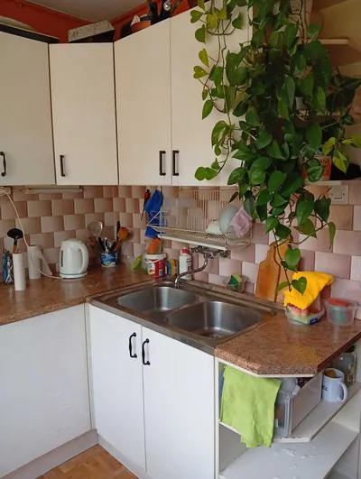 Pokój dla kobiety - miniatura 4