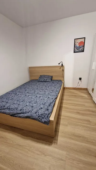 Pokój do wynajęcia w pełni umeblowany blisko metra trocka - miniatura 2