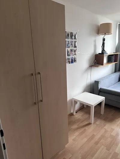 Pokoj do wynajecia Warszawa Centrum - miniatura 2