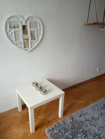 Os.Przyjaźni13 pokój 16m2 PST3 minuty Słowiańska młoda dziewczyna - miniatura 3