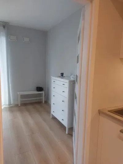 Wynajmę kawalerkę ul.Modzelewskiego - miniatura 3