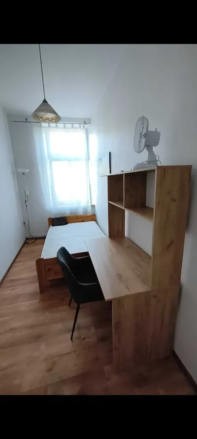Pokój 1-osobowy Jałowego centrum Rzeszów - miniatura 2