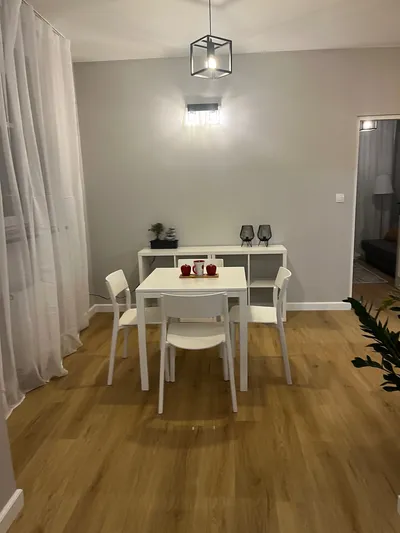 Wynajme 3 pokoje szumiących traw - miniatura 3