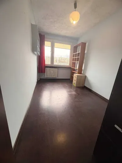 wolny Pokój ul. Zapolskiej 55 w mieszkaniu 3 pokojowym - miniatura 2