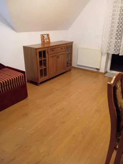 Mam do wynajęcia pokój w domu jednorodzinnym. - miniatura 2