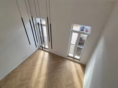 Stylowe mieszkanie z antresolą w odrestaurowanej kamienicy, 54 m2 - miniatura 4