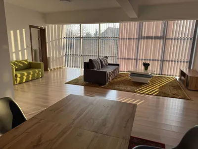 Wynajmę apartament z balkonem oraz 2 miejscami parking. (brak czynszu)