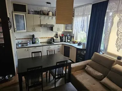 Mieszkanie na wynajem, 3 pokoje, w atrakcyjnej lokalizacji - miniatura 2