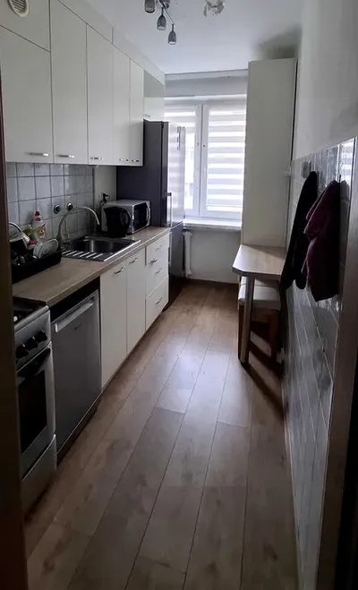 Do wynajęcia 1 pokój w mieszkaniu 3 pokojowym mieszksnie - miniatura 2