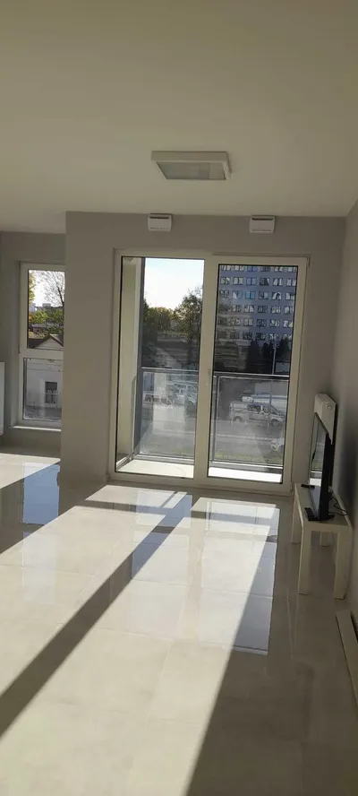 Mieszkanie ul.Mogilska w nowym apartamencie 28m za 2200zł dostepne od 1 maja - miniatura 3