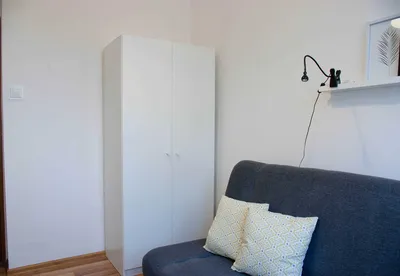 Pokój jednoosobowy do wynajęcia dla młodej osoby lub studentki/ta - miniatura 5
