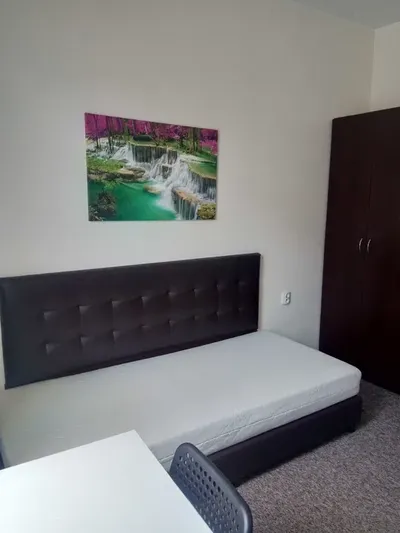 Do wynajęcia pokój z własną łazienką centrum - miniatura 2