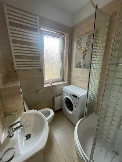 Wynajmę przestronną kawalerkę 23m2 Lubeckiego - miniatura 3