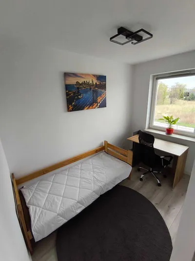 Kawalerka 31 m² z balkonem i miejscem parkingowym - Felin - miniatura 3