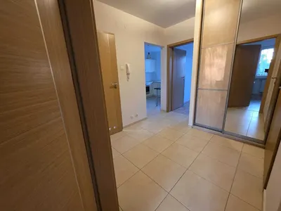 Ruczaj,3 pokojowe mieszkanie, zielone, spokojne osidele, miejsce postojowe, oddzielna kuchnia - miniatura 4