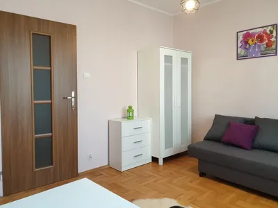 Mieszkanie 3 pokoje ul. Solarza blisko WSIiZ i Galerii Nowy Świat - miniatura 4