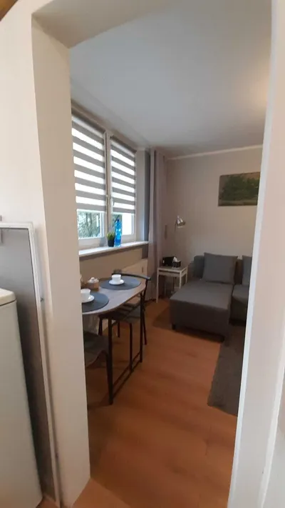 Wynajmę kawalerkę Praga Południe - miniatura 5