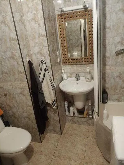 Wynajmę pokój dla kobiety - miniatura 5