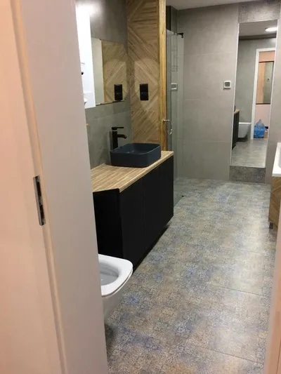 Wynajmę apartament na 18 pietrze 2 pokoje 50m² os. Tysiąclecia z widokiem na park - miniatura 5