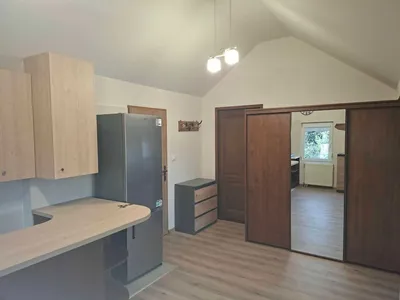 Kawalerka po remoncie do wynajęcia - miniatura 2
