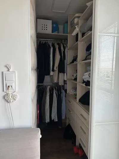 Mieszkanie 3 pokojowe 70m2 w cenie komórka 8 m2 , garaż i zewnętrzne miejsce postojowe - miniatura 5