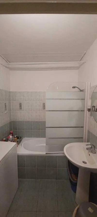 Duży pokój w centrum miasta//tylko 850zł/msc. Preferowane kobiety - miniatura 3
