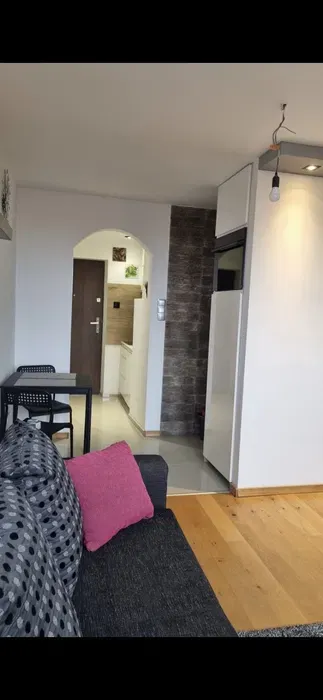 Wynajmę mieszkanie - umowa okazjonalna - miniatura 3