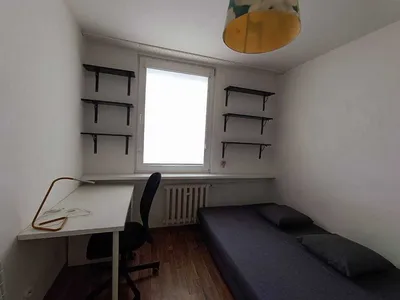 wynajmę room 4 w mieszkaniu 5 pokojowym