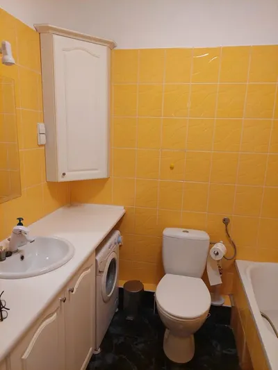 Koniuchy, św. Faustyny, 2 pokoje, 1 piętro, osobna kuchnia - miniatura 2