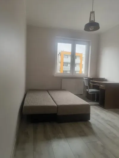 Wynajmę mieszkanie 3 pokojowe - miniatura 4