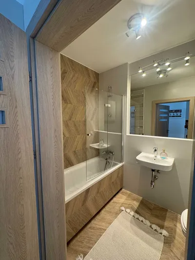 Mieszkanie Fort Wola 14a kawalerka jasna, oddzielna kuchnia, balkon, pet friendly - miniatura 5