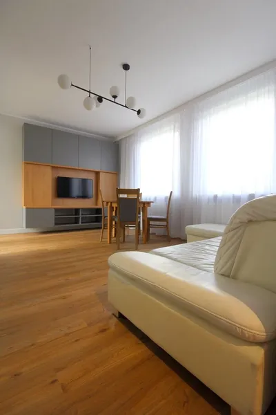 Wawer 3 pokoje apartamentowiec z garażem PKP Falenica - miniatura 3