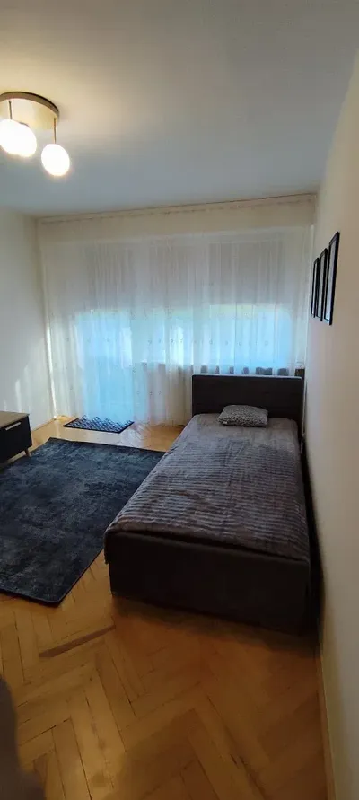 Pokój 1 osobowy na osiedlu LSM - miniatura 2