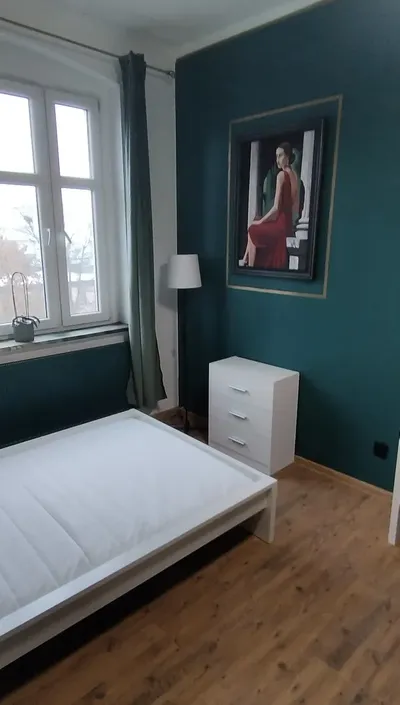 Ładny pokój do wynajęcia blisko Centrum UL.Mazowiecka - miniatura 3