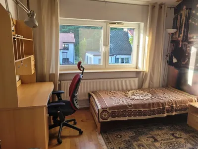 Wynajmę jednoosobowy pokój w Falenicy - miniatura 2