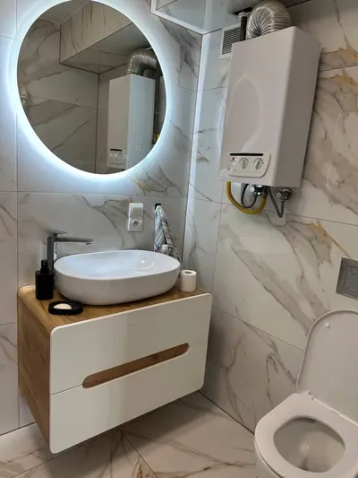 Mieszkanie do wynajęcia na ul. Uniwersyteckiej w Katowicach - miniatura 2