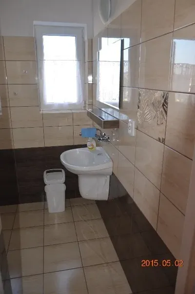 Pokój do wynajęcia w spokojnej okolicy Jary/Błonie w domku - miniatura 3