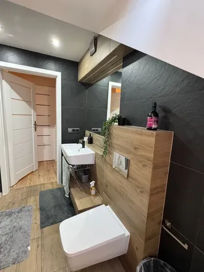 Mieszkanie dwupoziomowe do wynajecia 82m2 3500 z ul. Petrazyckiego - miniatura 2