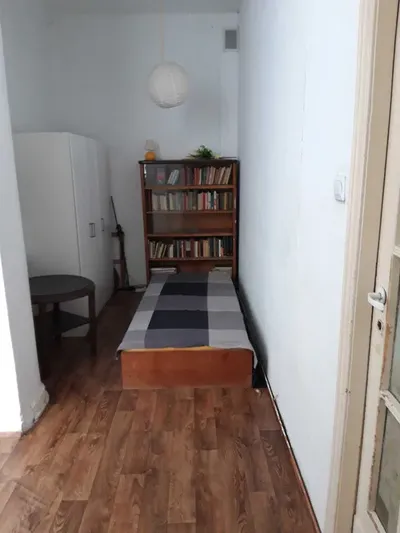 Kawalerka do wynajęcia - miniatura 2