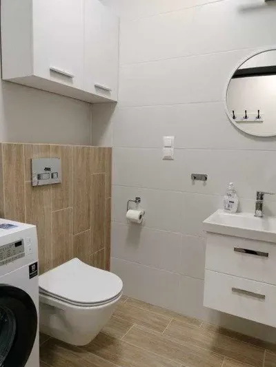 Wynajmę mieszkanie dwupokojowe ul. W. Sławka /Bonarka - miniatura 4