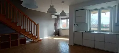 Wynajmę lokal mieszkalny dwupoziomowy pow. użytkowa - miniatura 2