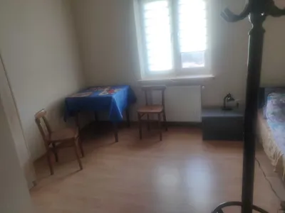 Pokój 1-2 osobowy 16 m2 - Al. Gen. Chruściela - Warszawa Rembertów - miniatura 3