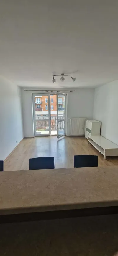 Wynajmę mieszkanie dwupokojowe Halszki 28 - miniatura 2