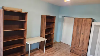 Poznań Ogrody -przy samej petli, duży pokój 17m2 z balkonem, WOLNY OD ZARAZ, jedynka lub dla dwojga - miniatura 2